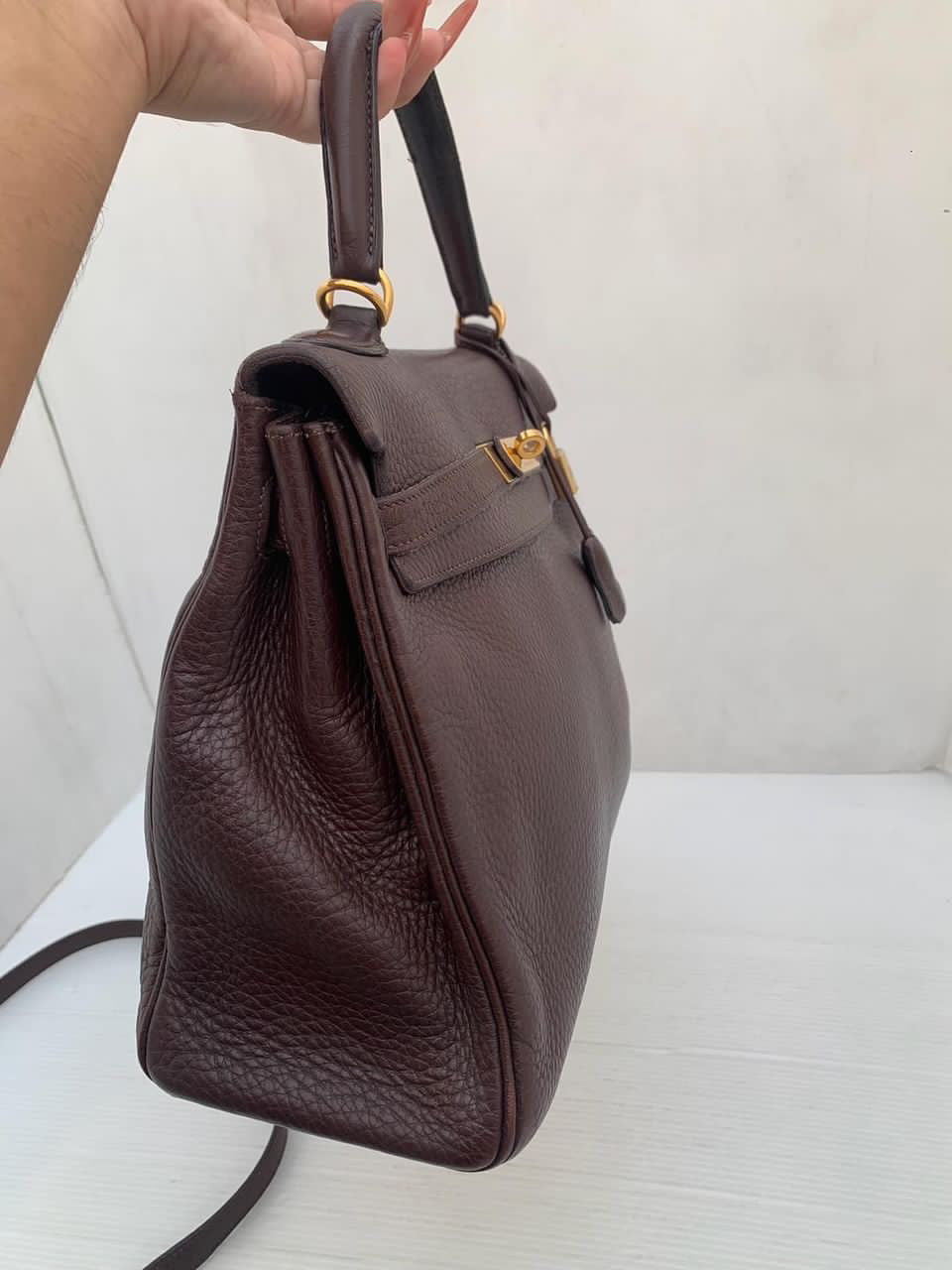 Hermes Kelly 32 chocolate fjord leather GHW stamp G square