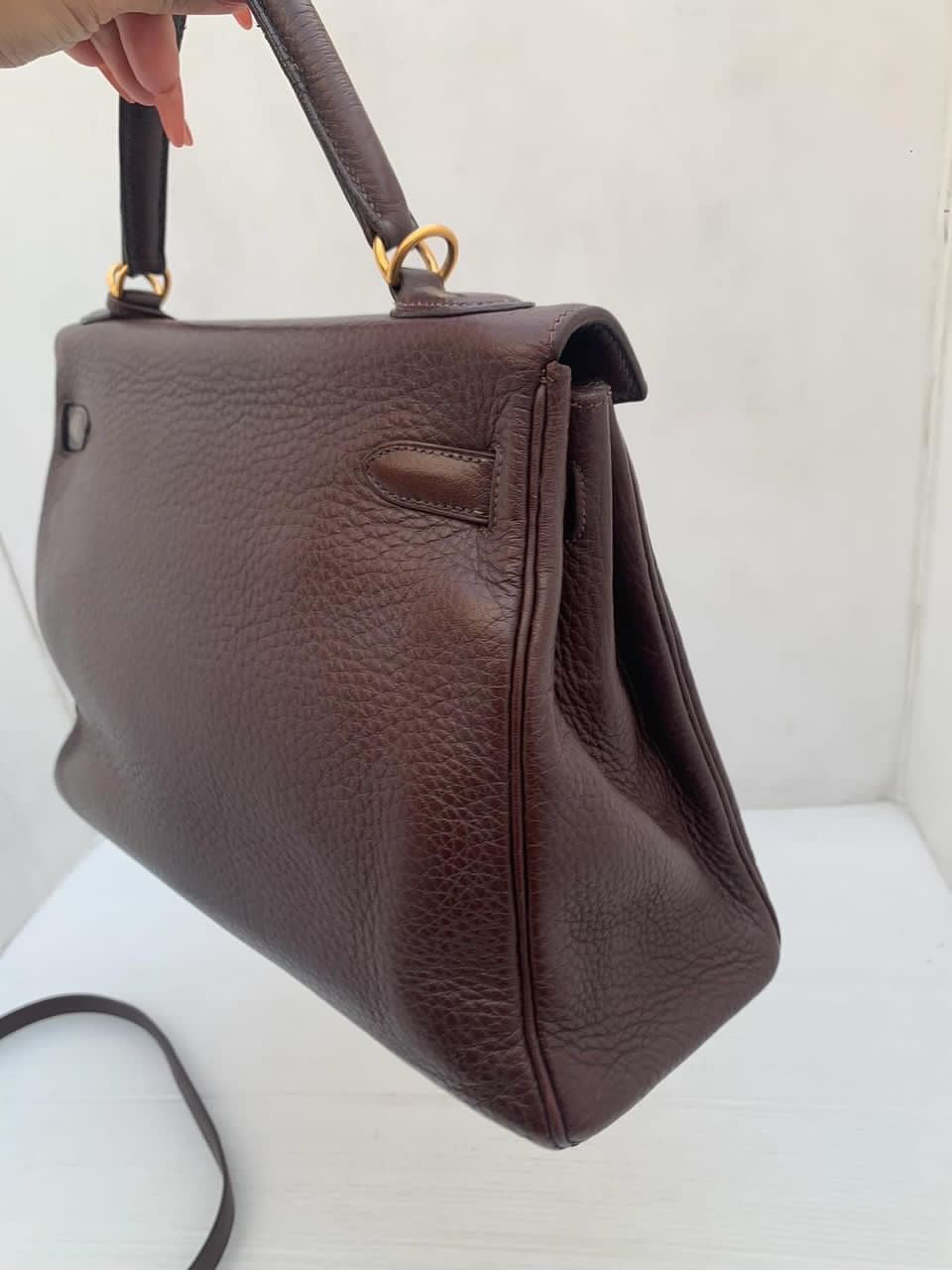 Hermes Kelly 32 chocolate fjord leather GHW stamp G square