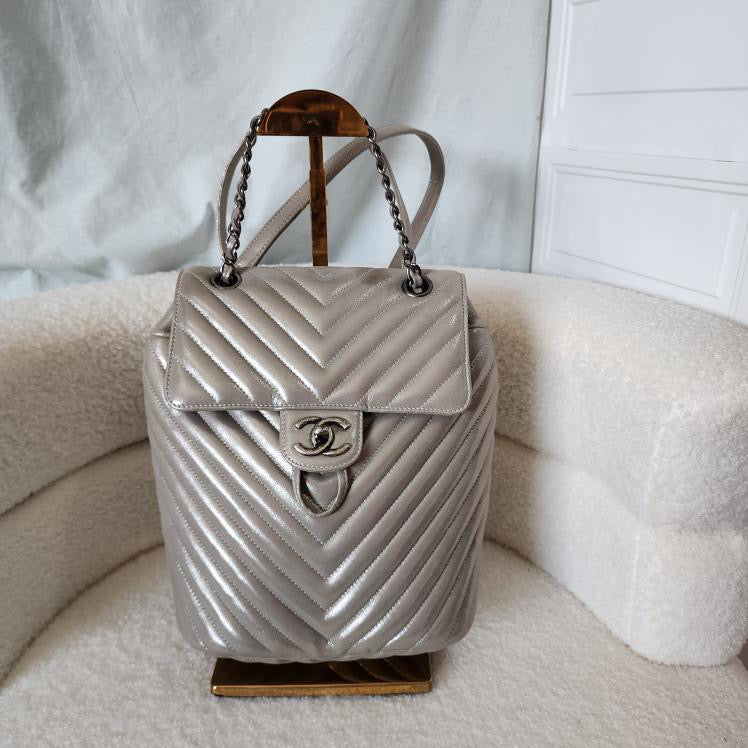 Chanel CC Chevron iridescent small backpack RHW