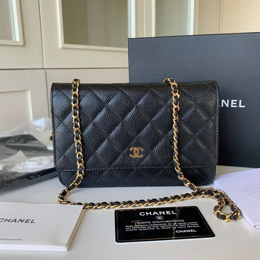 Chanel black caviar wallet on chain