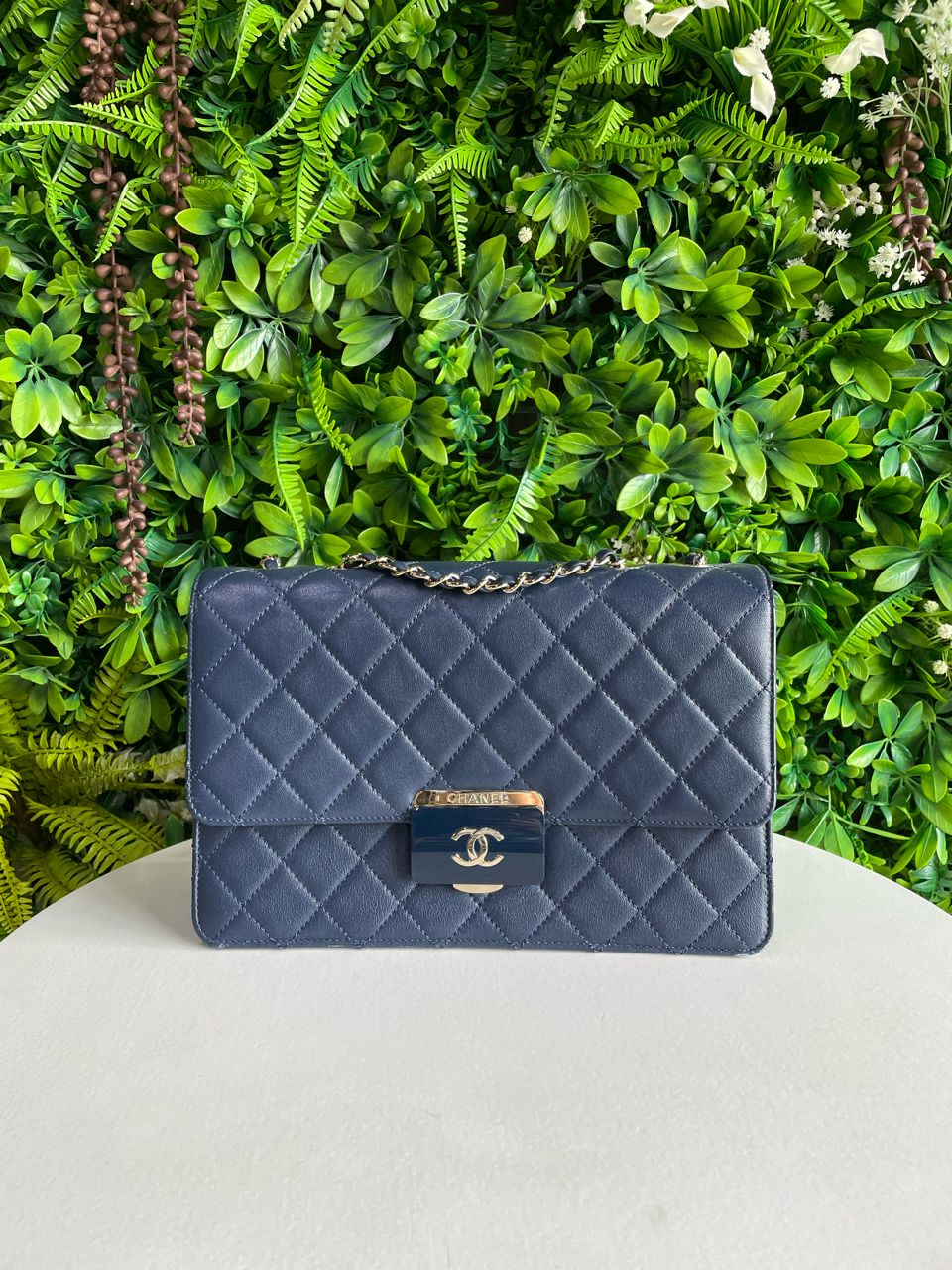 Chanel beauty lock blue navy calfskin flap bag