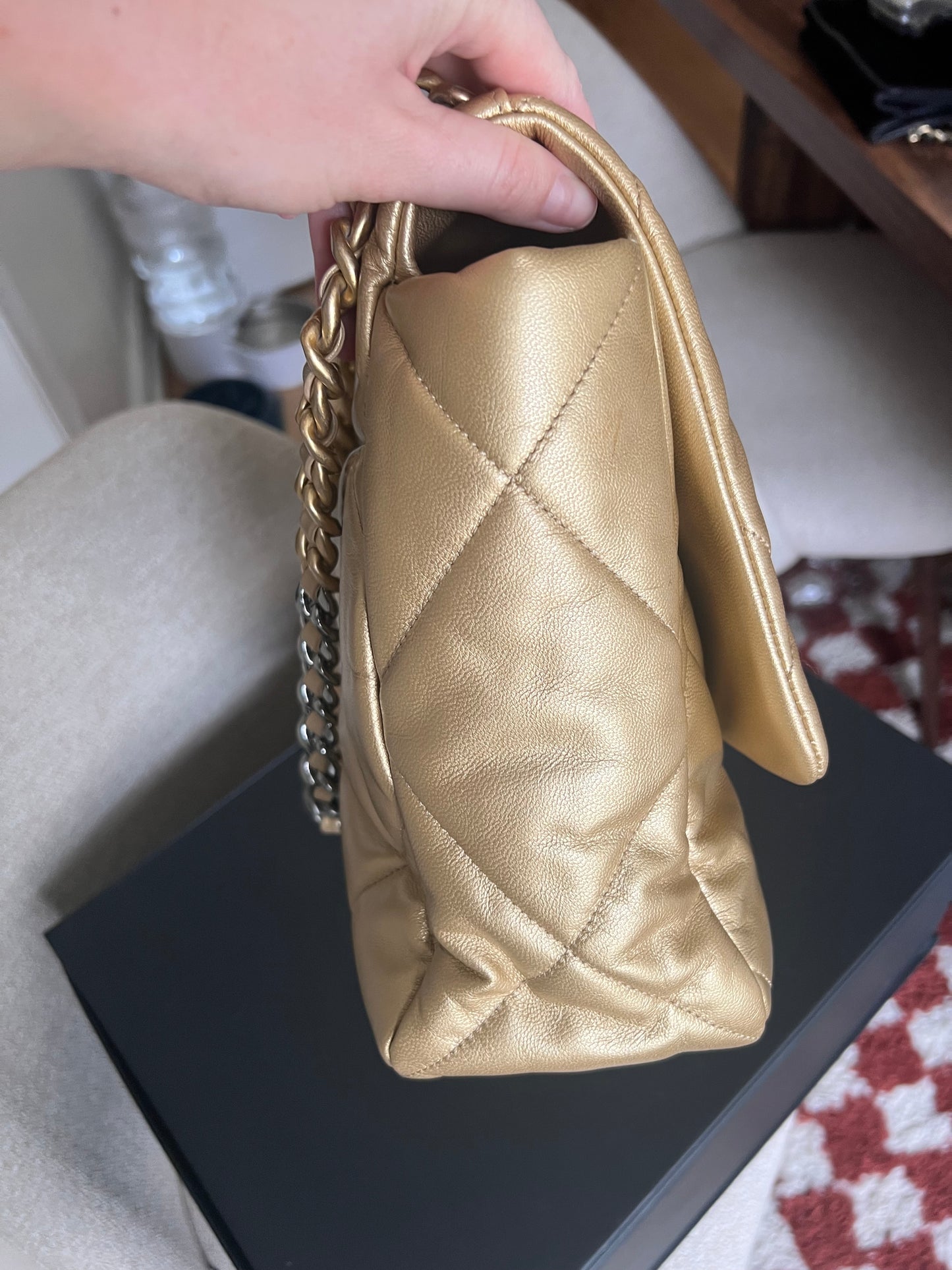 Chanel C19 MAXI flap in champagne gold goat