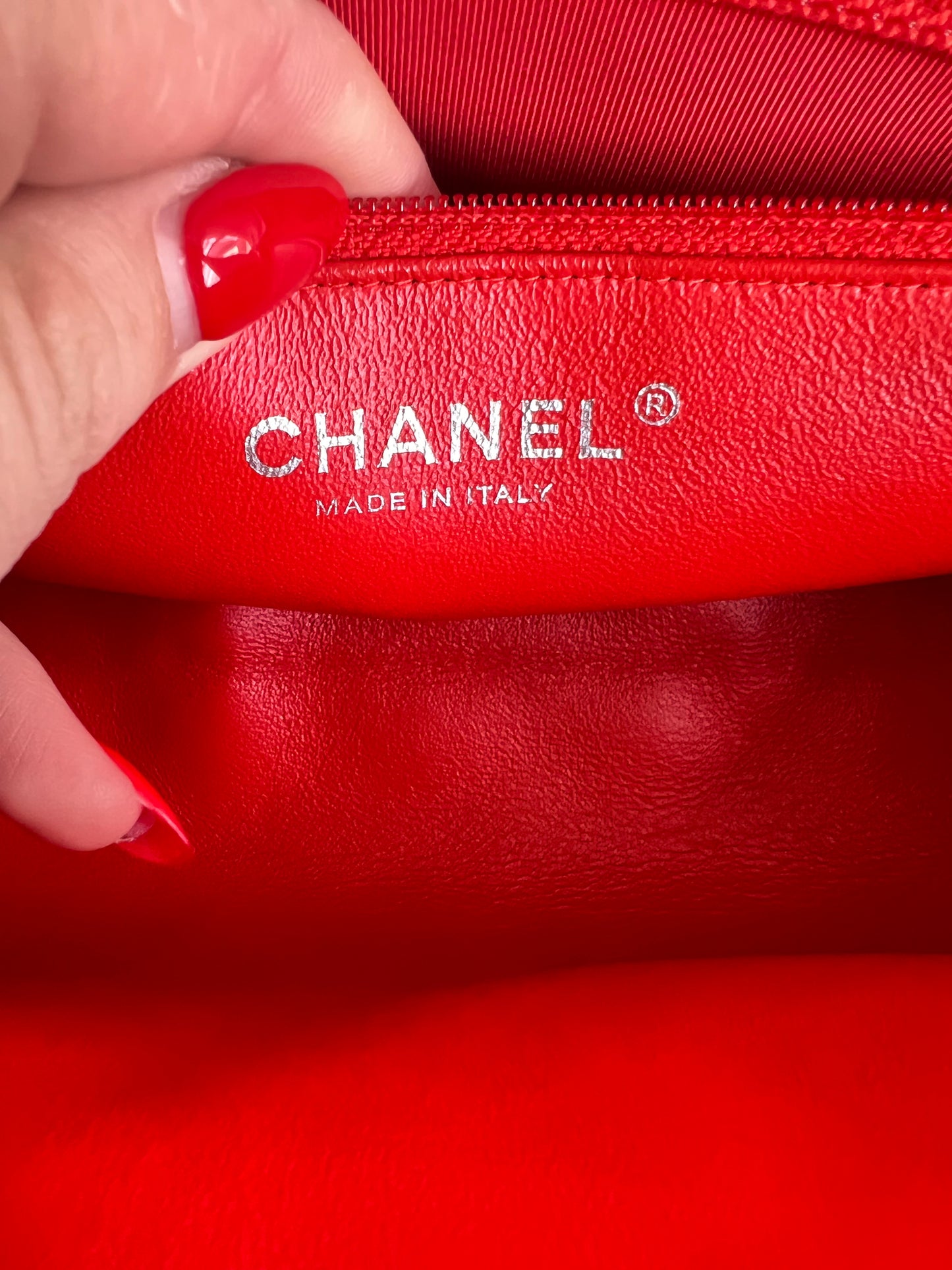 Chanel patent kisslock CC clutch