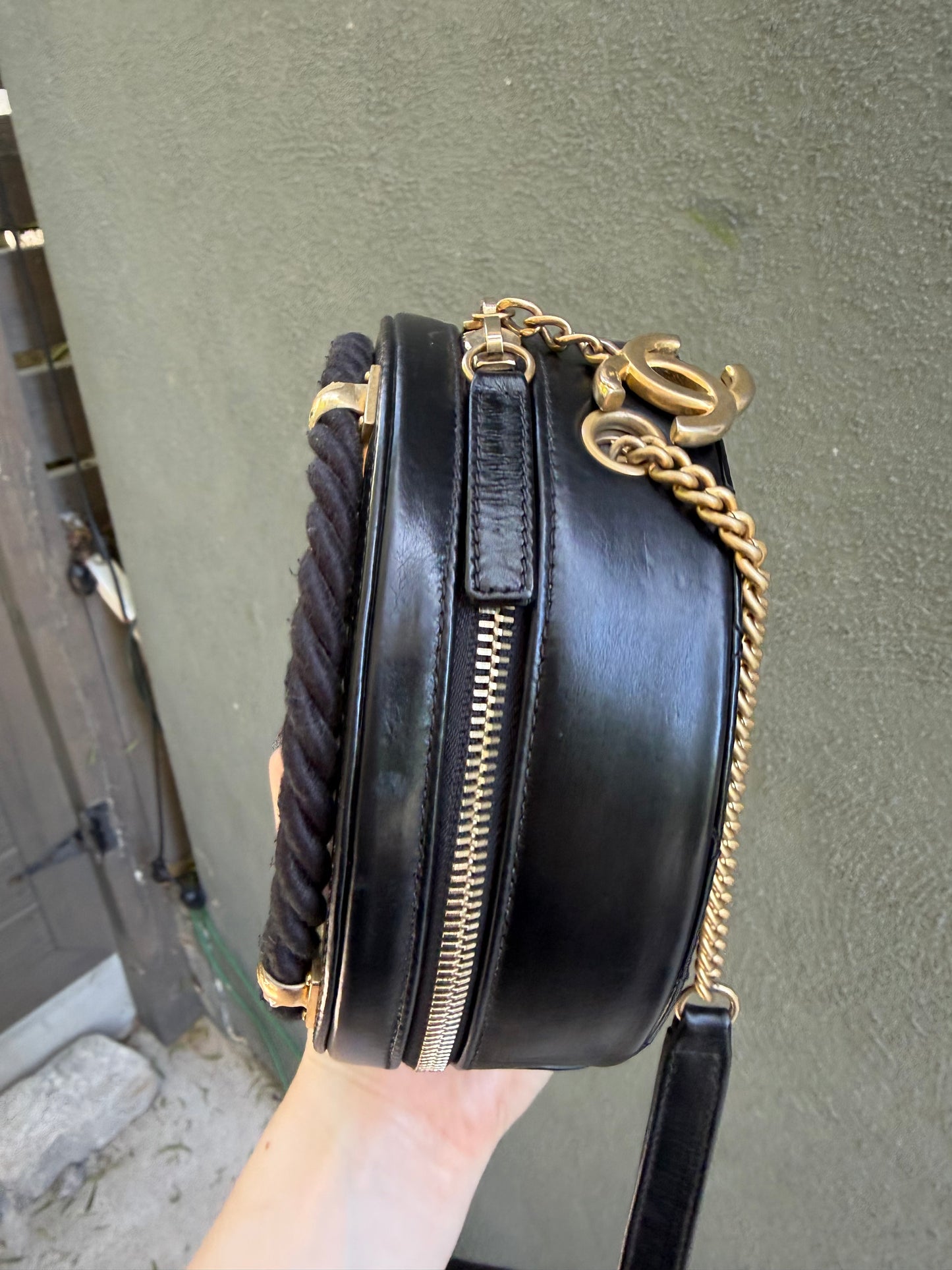 Chanel cruise filigree round glazed calfskin two way
