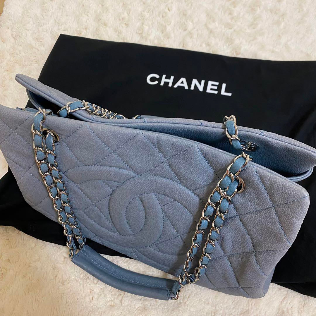 Chanel Soft Caviar Shopping Tote