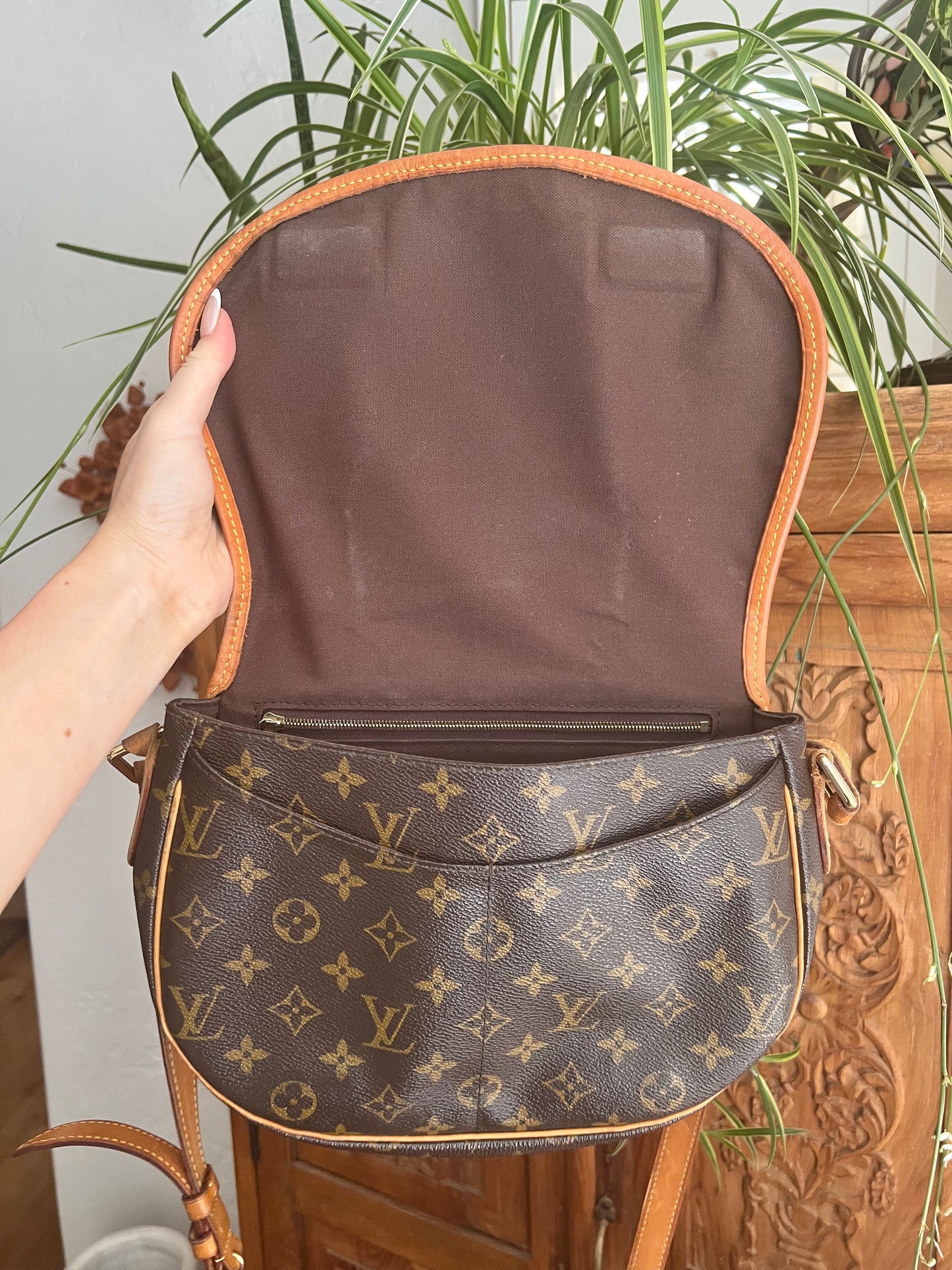 Louis Vuitton monogram Menilomontant crossbody messenger bag PM