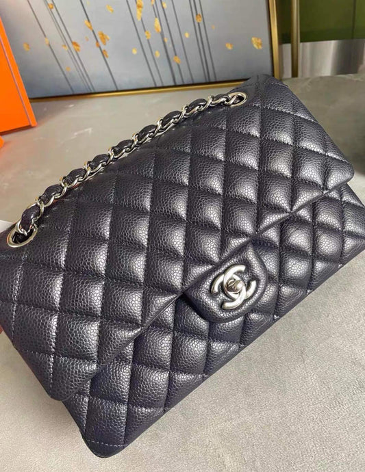 Chanel medium classic flap navy caviar SHW