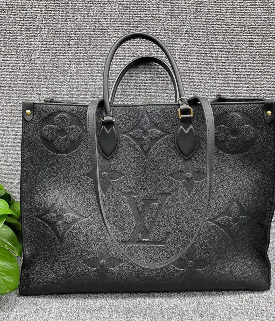 Louis Vuitton Empreinte On The Go GM tote